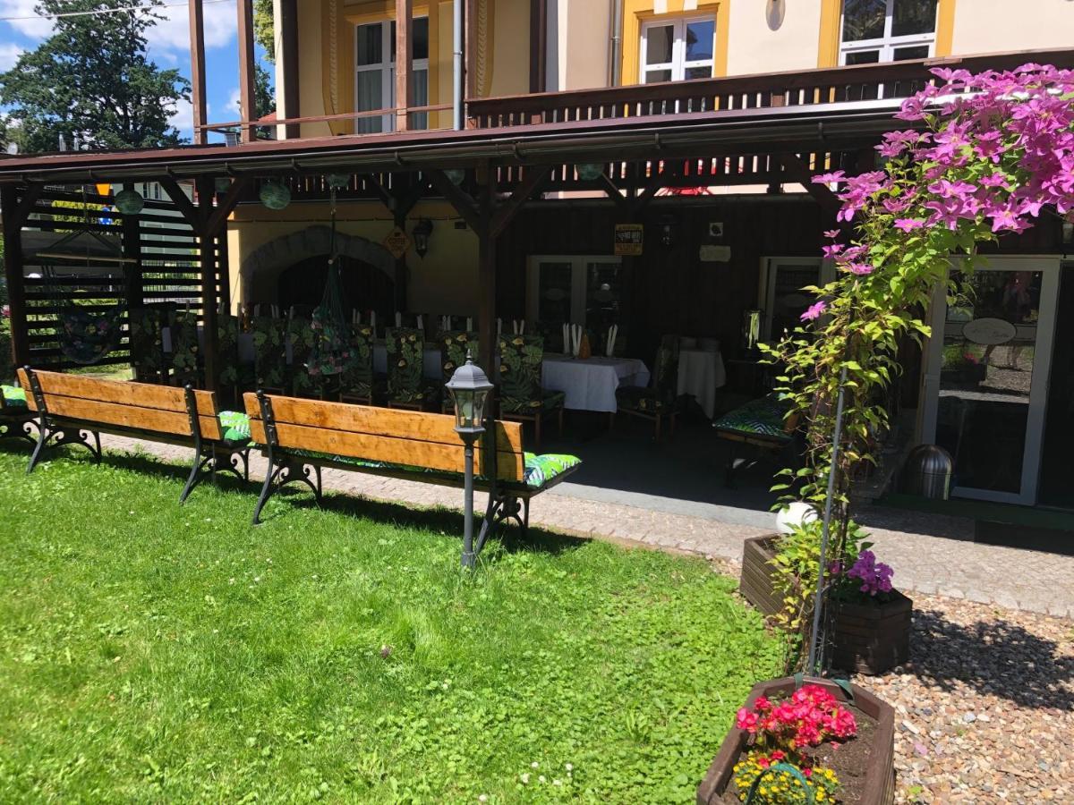Hotel Bella Jelenia Gora Ngoại thất bức ảnh