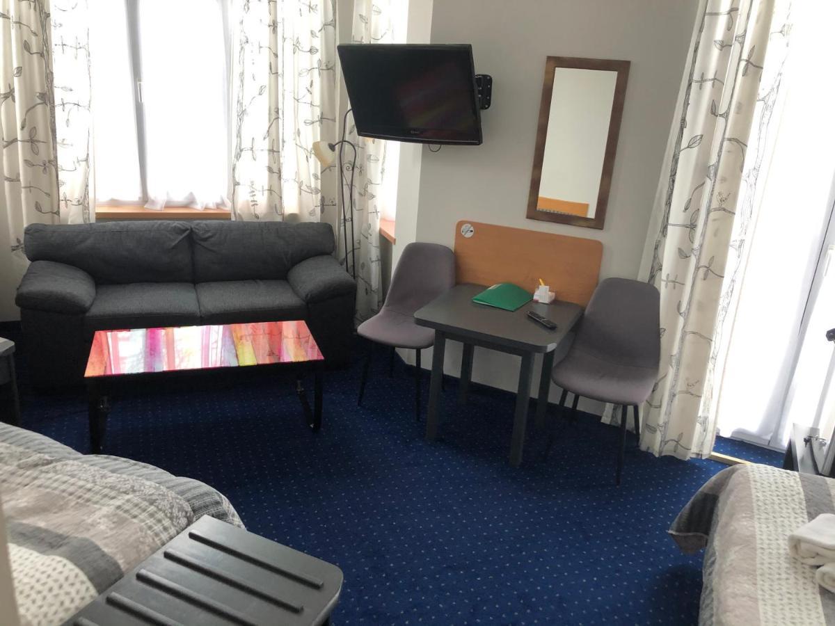 Hotel Bella Jelenia Gora Ngoại thất bức ảnh