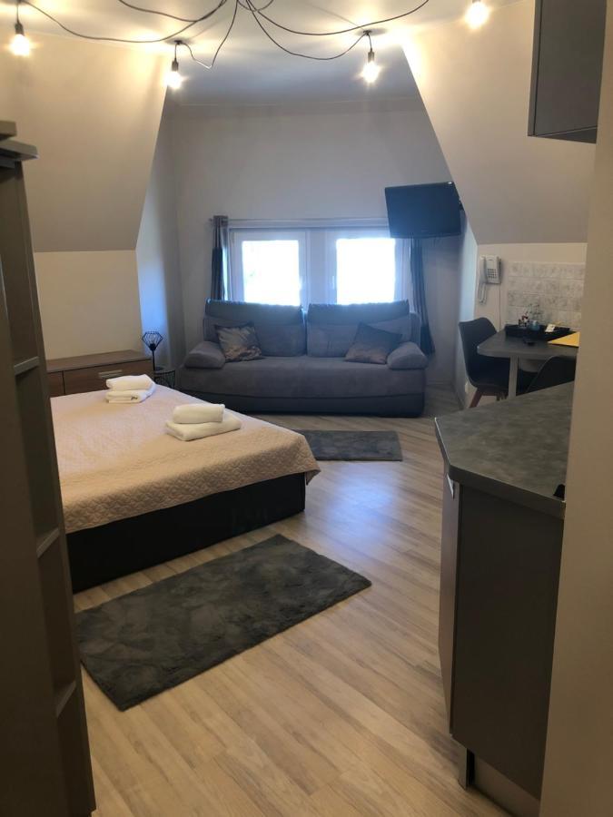 Hotel Bella Jelenia Gora Ngoại thất bức ảnh