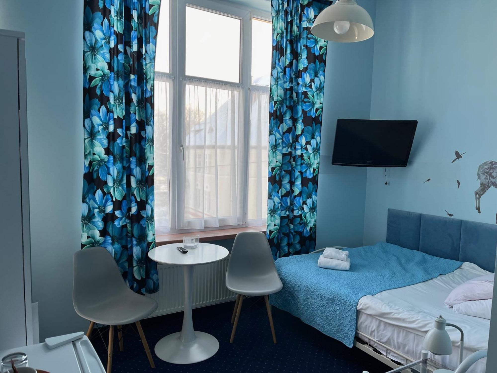 Hotel Bella Jelenia Gora Ngoại thất bức ảnh
