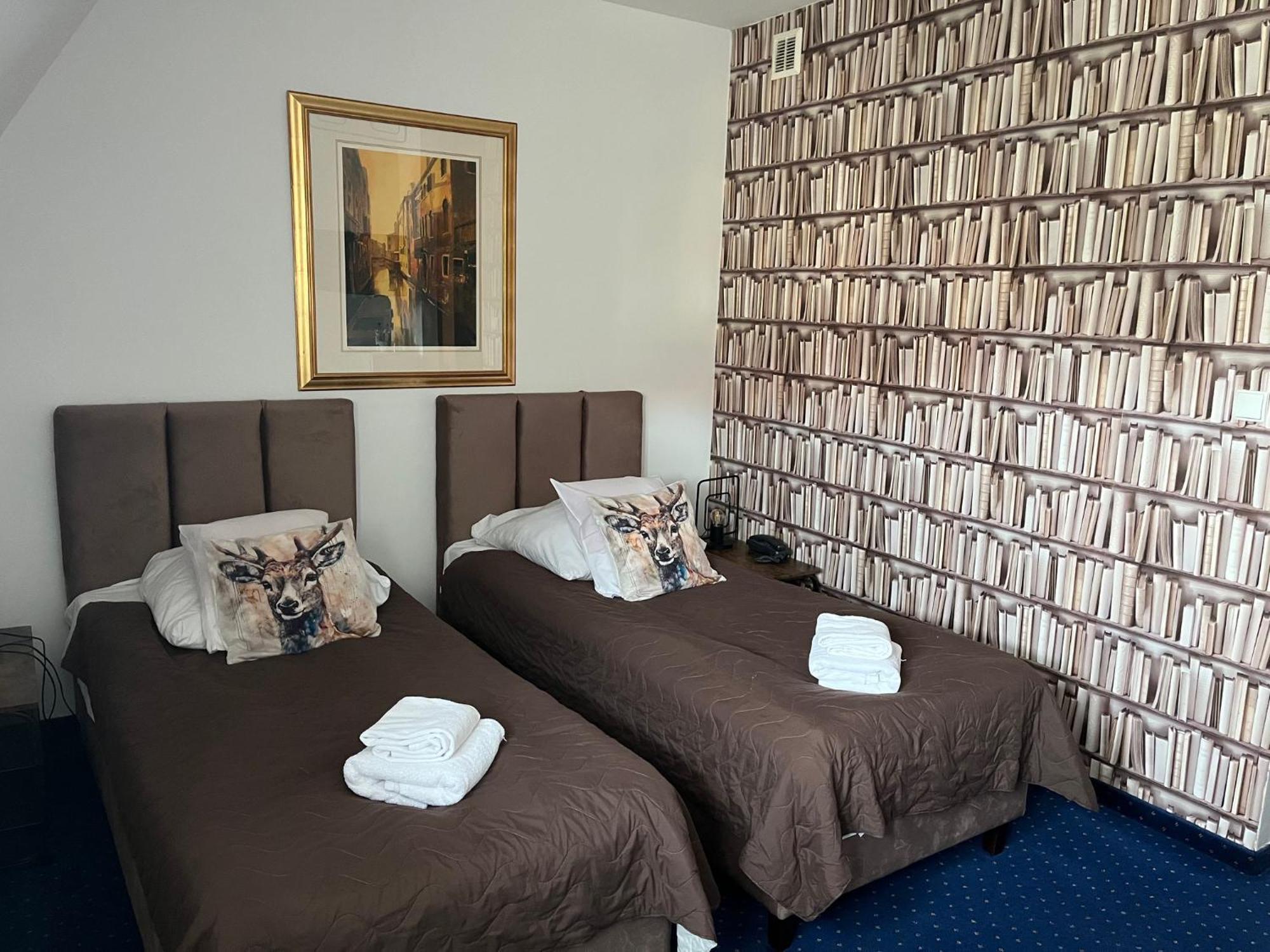Hotel Bella Jelenia Gora Ngoại thất bức ảnh