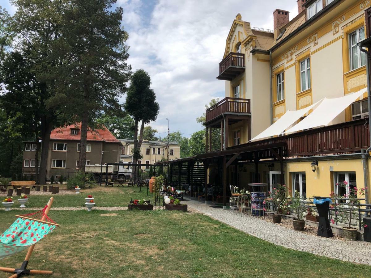 Hotel Bella Jelenia Gora Ngoại thất bức ảnh