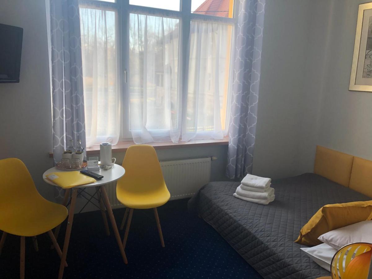 Hotel Bella Jelenia Gora Ngoại thất bức ảnh